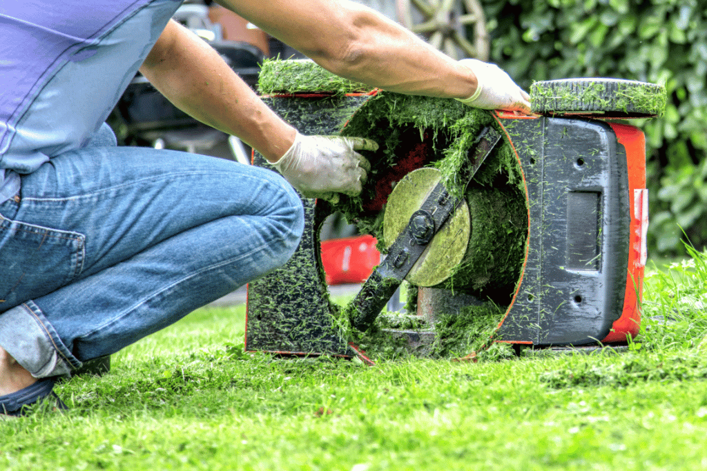 best lawn mower blades for striping